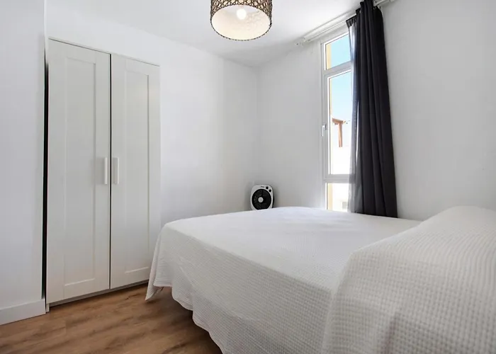 Penthouse 3a アパート